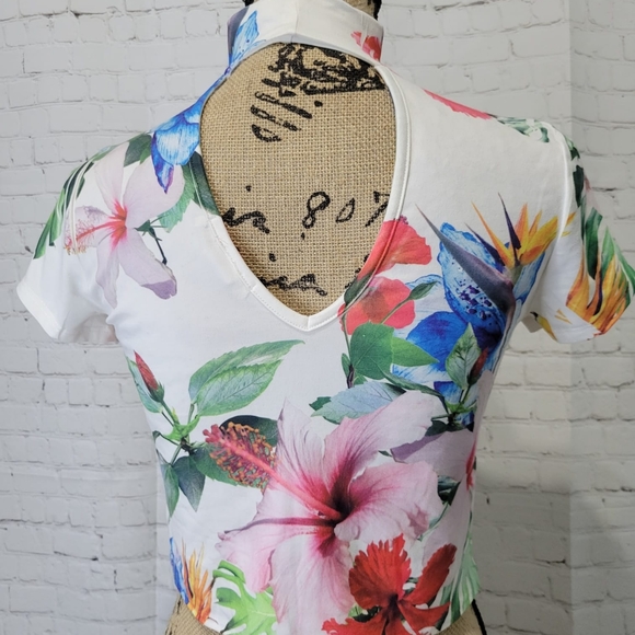 Gaze USA Floral Top - Picture 2 of 4